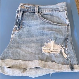 Old Navy boyfriend distressed denim shorts
